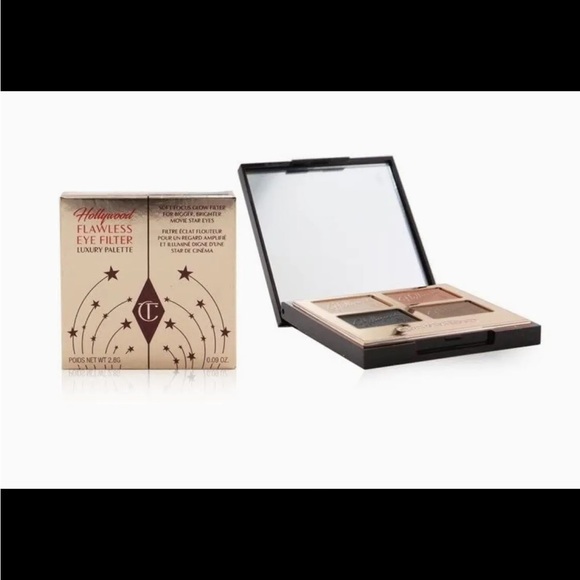 Charlotte tilbury
Luxury eyeshadow palette in Diva Lights - Picture 2 of 7